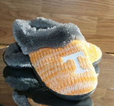 orange knit slippers with white T womens 8-10