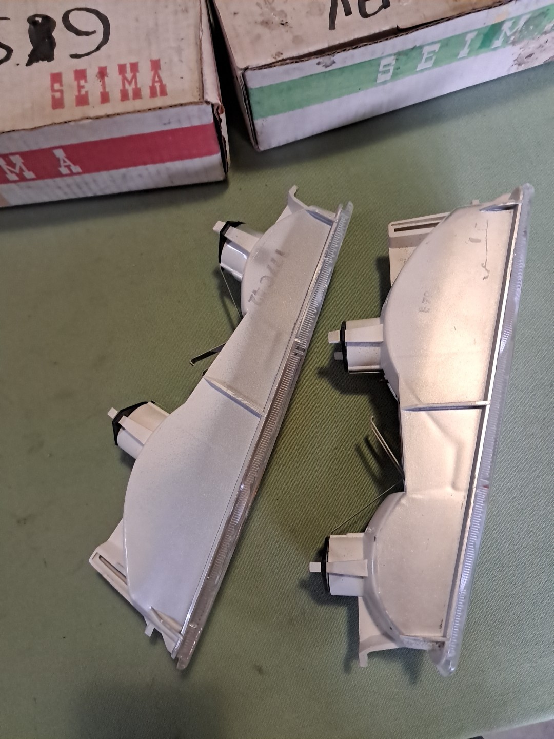 2 clignotants avant Seima calandre 4 phares Citroën GS export - 3