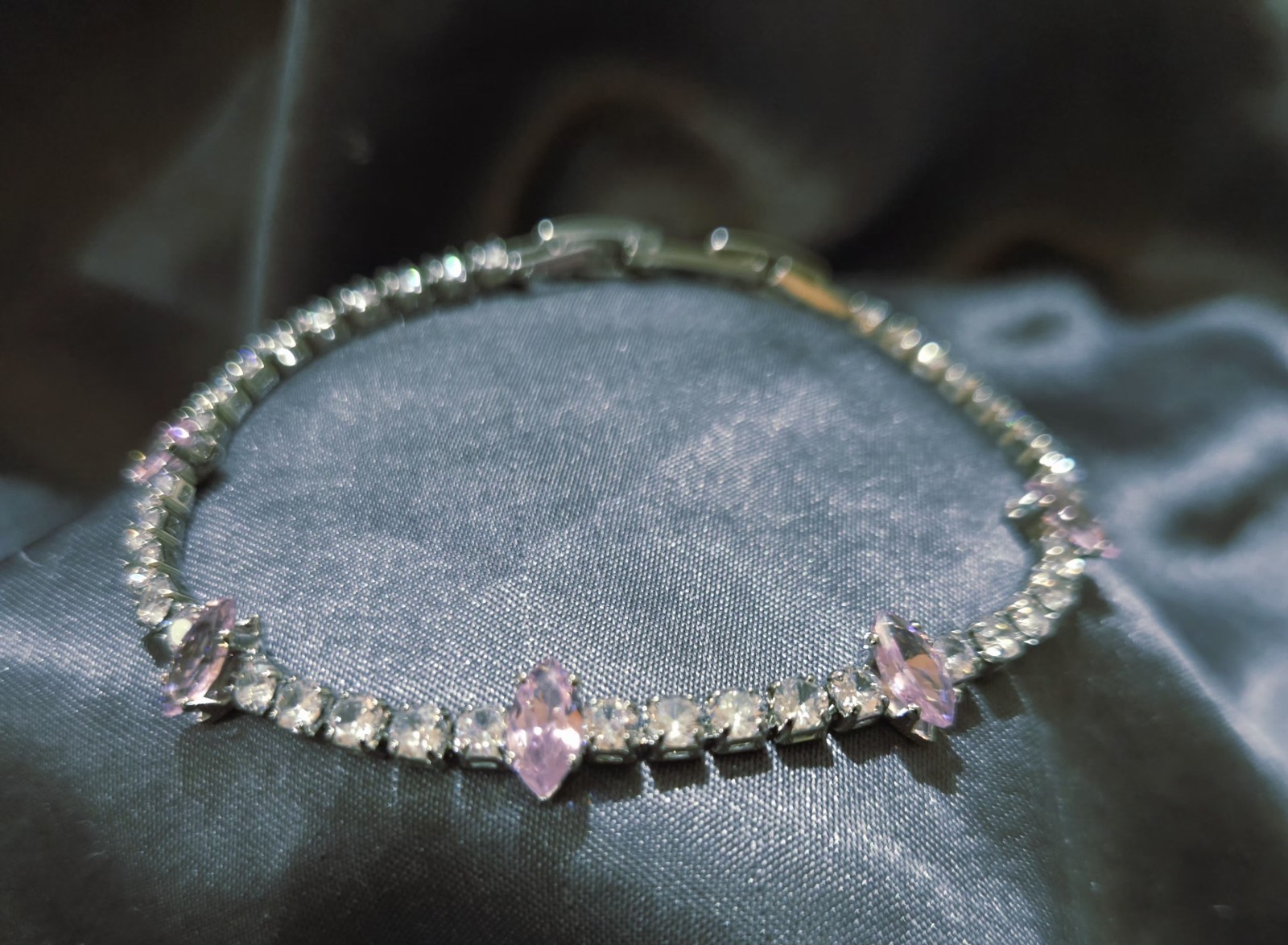New Dainty Pink & Clear Crystal 925 Sterling Silver Tennis Bracelet w/box clasp