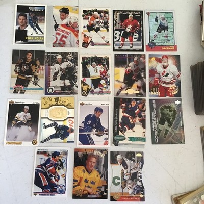 Various Hockey Card Lot (18 Cards)  Find Your Treasure ! Buy It Now Lot 232