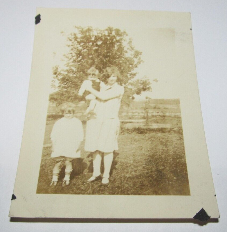 Young Mother w Cute Kids 1926 Real Photo Photograph Woman Children Farm Farming