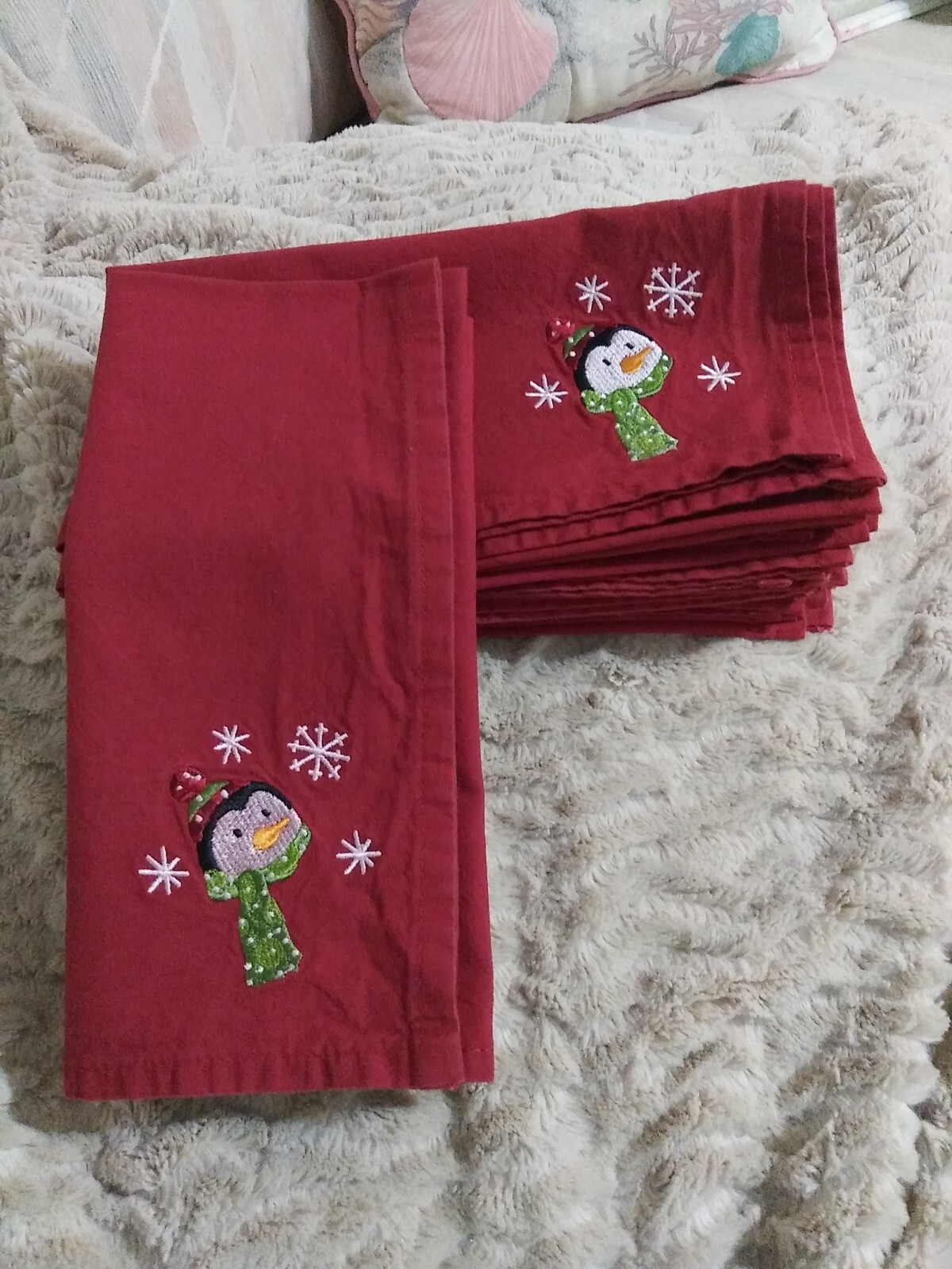 9 Vtge. Red Christmas Kohl's Cloth Fabric Napkins St. Nicholas Square