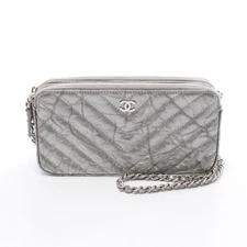 CHANEL Chevron V Stitch Chain Shoulder Bag patent leather Used Women SHW COCO