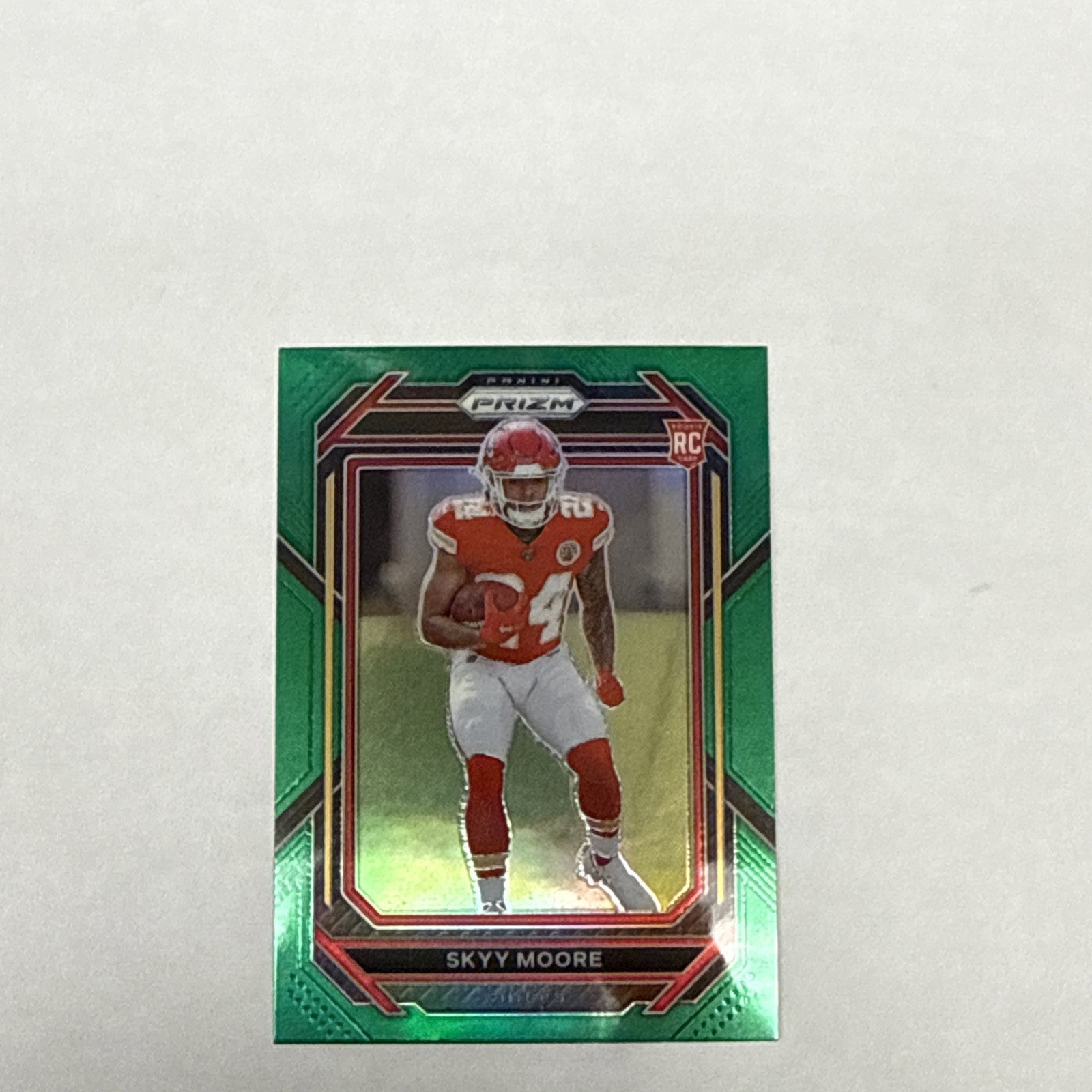 SKYY MOORE 2022 PANINI PRIZM FOOTBALL ROOKIE GREEN CHIEFS RC #331
