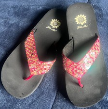 Yellow Box Pink Sequined Size 9 Flip Flops