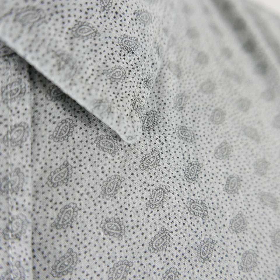 Banana Republic 男式定制 078 Wash Camden 纽扣灰色佩斯利衬衫 L — 第 3/4 张图片