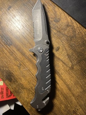Smith & Wesson Border Guard Linerlock SWBG10S 3.5 inch Folding Pocket Knife