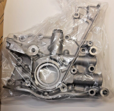 送料込み　TOYOTA　1JZ-GTE 粘性式ファン　オイル　ウォーターポンプ Toyota Genuine 1JZ-GTE oil pump ASSY JZX100 series 1JZ-GTE 15100