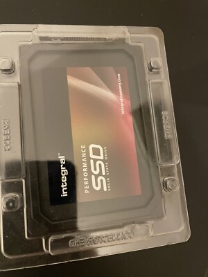 Integral 240GB P Series Internal SSD SATA 3, 560MB/s, UK