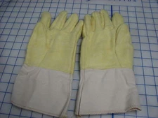 *cut / heat resistant yellow gloves one size lightweight   protective new