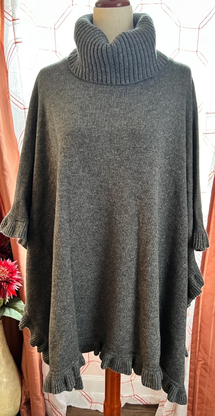 Ugg Jacey Poncho EUC charcoal gray wool blend cowl-turtle neck ruffle One Size