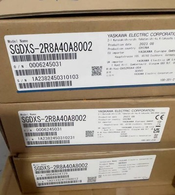 One YASKAWA SGDXS-2R8A40A8002 Servo Drive SGDXS2R8A40A8002 New Expedited Ship