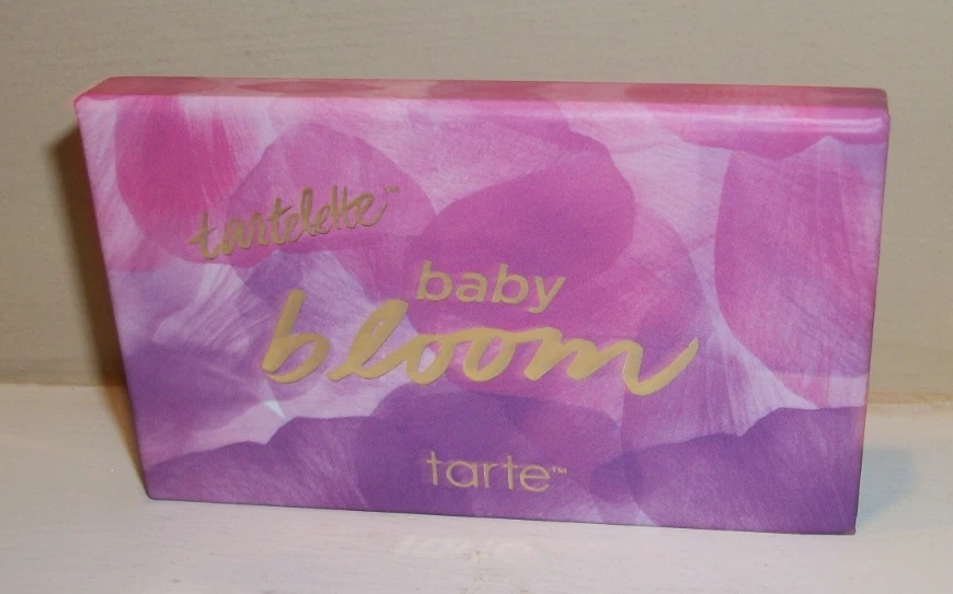Paleta de ojos Tartelette Baby Bloom 6 colores nueva sin caja Foto 3 de 4