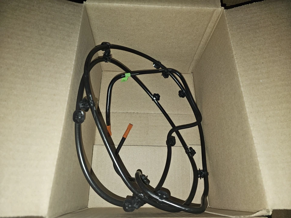 Tubo original Nissan 53545-1LA8A Foto 2 de 4