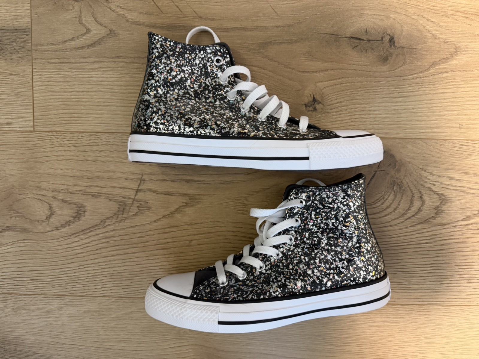 Kid's Converse Chuck Taylor All Star High Black Glitter Shoes / A09270C / Size 5 thumbnail 3