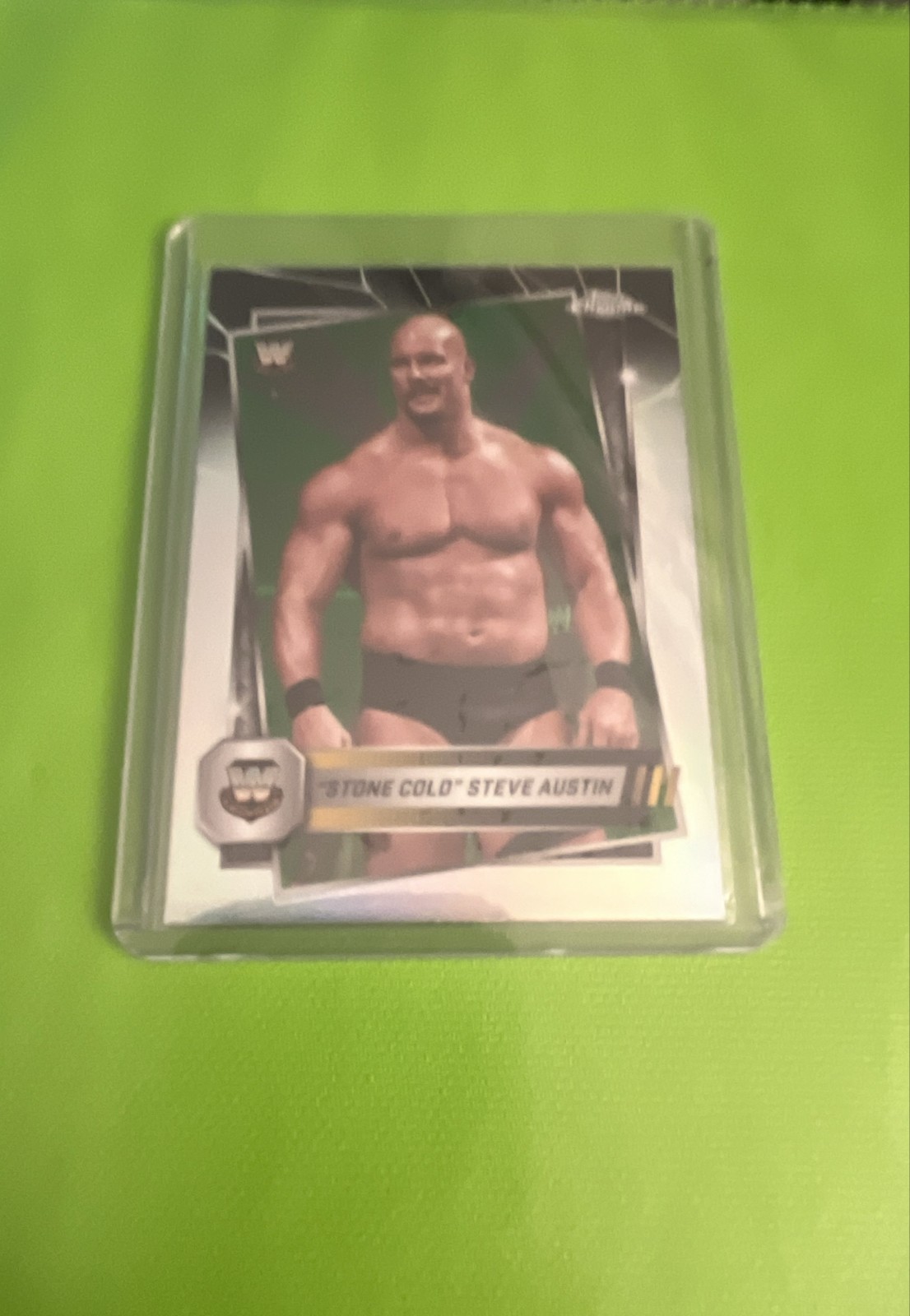 2025 Topps Chrome WWE - Steve Austin #6 Neon Green & Black Refractor
