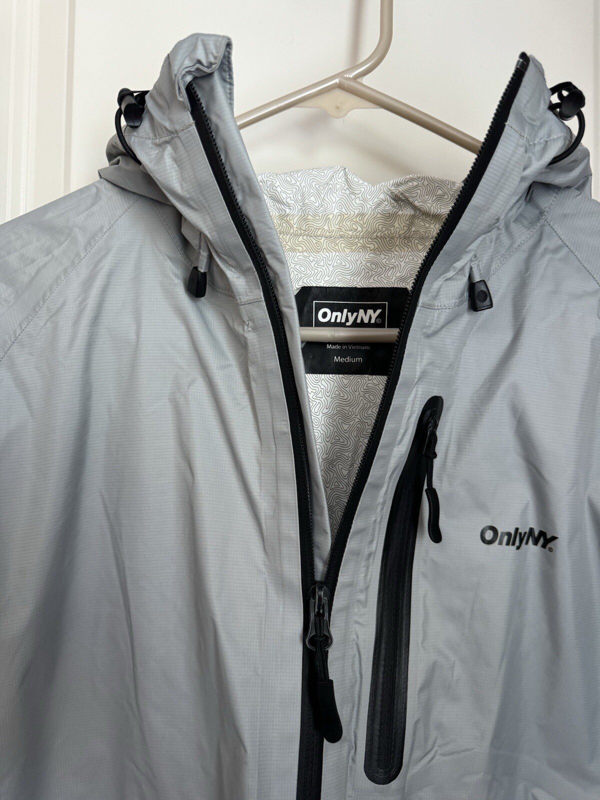 OnlyNY Lightweight Jacket Men's Medium Silver - image 2