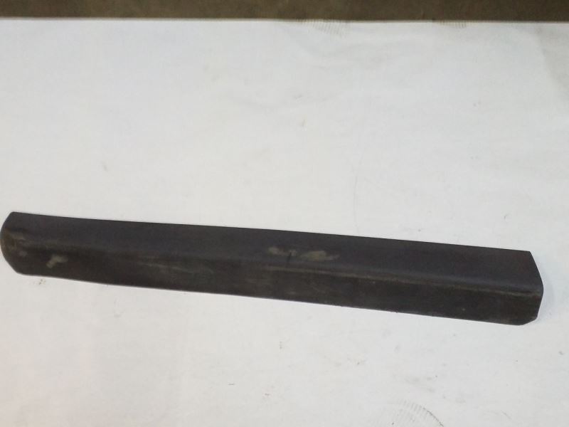 Left Front Exterior Lower Door Moulding Trim Fits 14 15 16 17 18 19