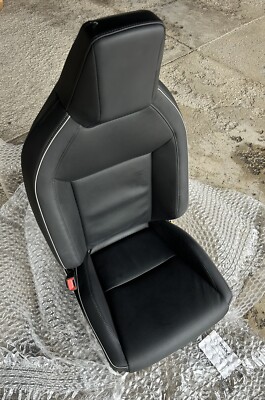 OEM Tesla Cybertruck Seat Front Left 1881398-TX-A
