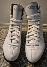DBX CLASSIC Women s Size 9 White Ice Figure Skates READ