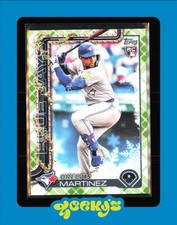 2025 Topps Holiday #H17 Orelvis Martinez Green Holiday Plaid $2MIN ORDER