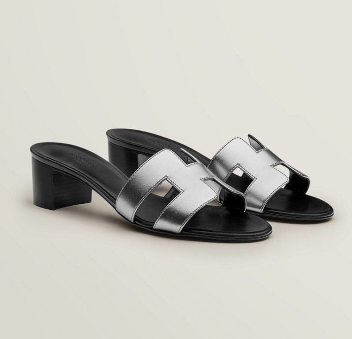 Hermes Oasis Sandals Metallic Grey Nappa Leather New in Box