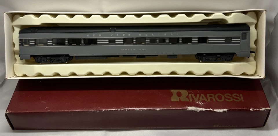 Rivarossi HO NYCentral Manhattan Island Cascade Valley Passenger Coaches NIP - Imagem 4 de 4