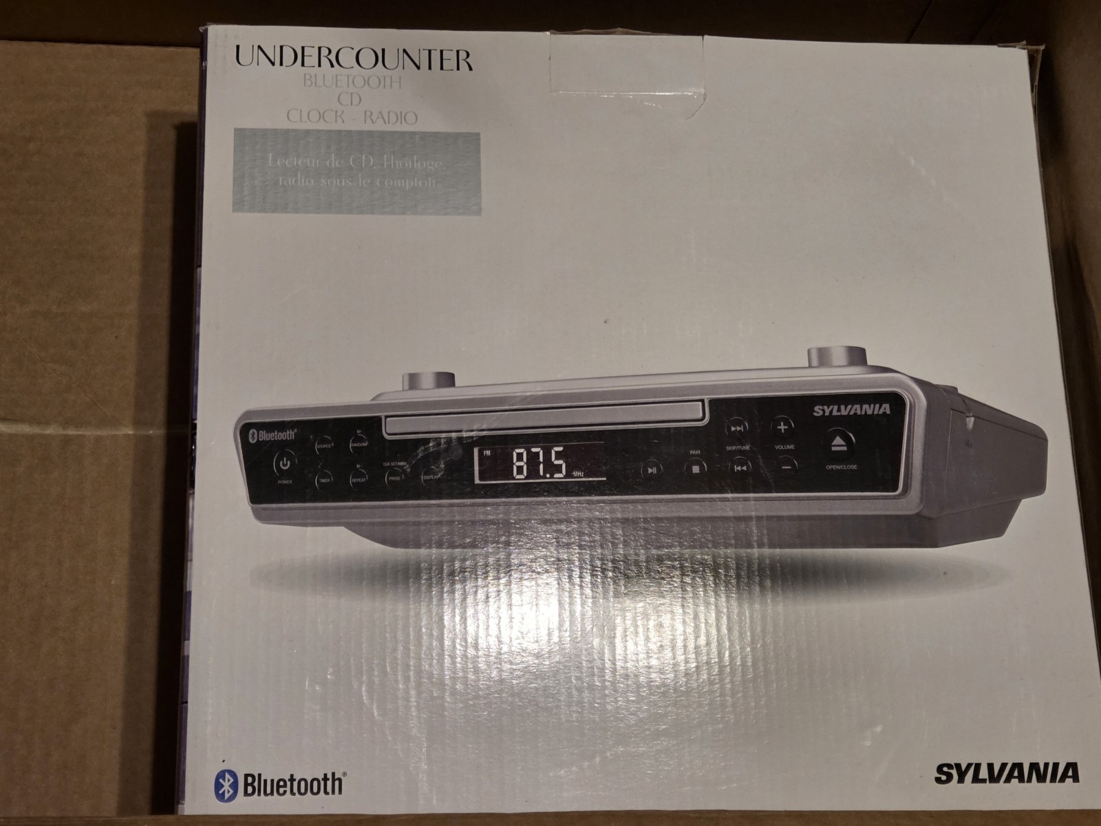 Sylvania Undercabinet Music System with Bluetooth (SKCR2713-