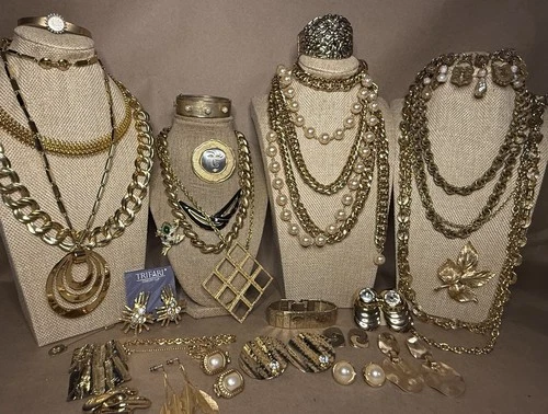 Vintage Gold-Tone Lot Monet Miriam Haskell Trifari Studio Art Unbranded#3