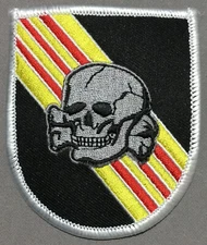 Army 5th Special Forces  licensed patch       NOT AVAILABLE