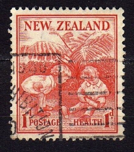 NEW ZEALAND #B13 USED CHILDREN AT PLAY - 第 1/2 張圖片