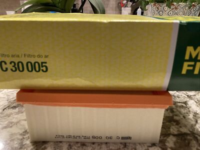 Air Filter MANN C 30 005