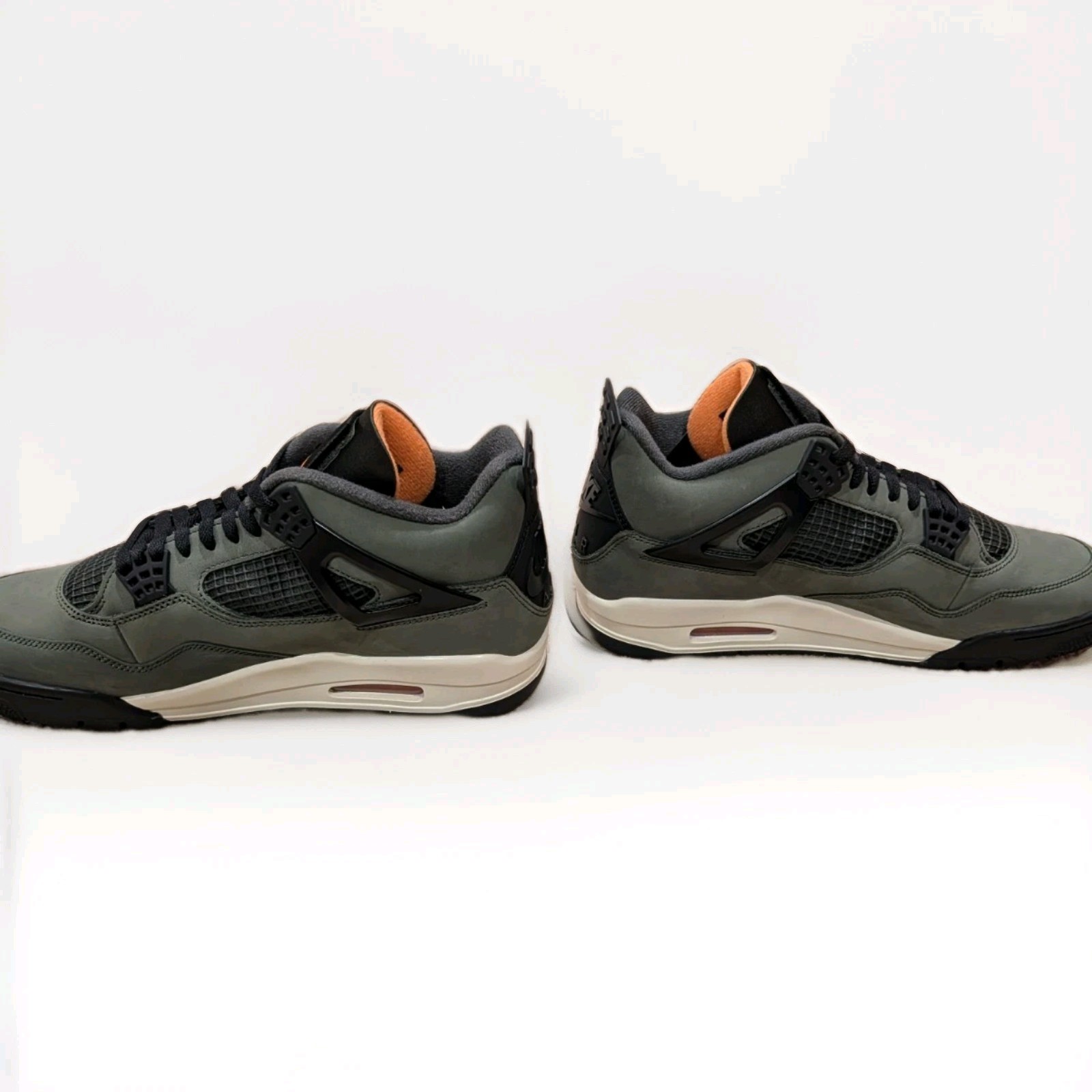 Undefeated X Jordan AJ 4 Retro 2025 Deep Green/Clementine IB1519-200 Men's 11.5 thumbnail 5