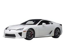 AUTO art 78851 1 18 Lexus LFA (Whitest White Black Carbon)