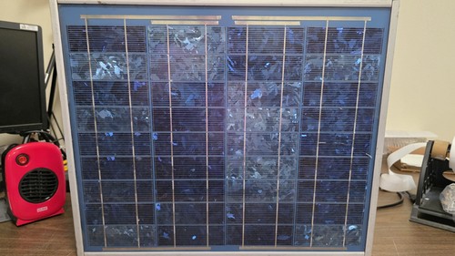 Solarex SX20U Solar Panel  20"x17"x2"