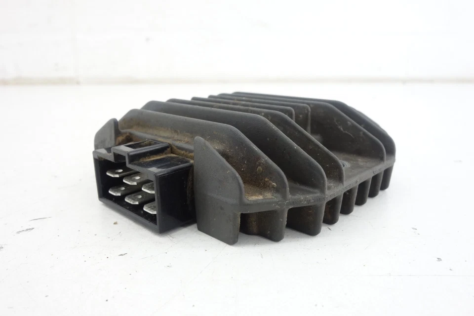 09-14 Kawasaki KLX250 S SF Regulador OEM Rectificador Voltaje 21066-0027 Foto 3 de 4