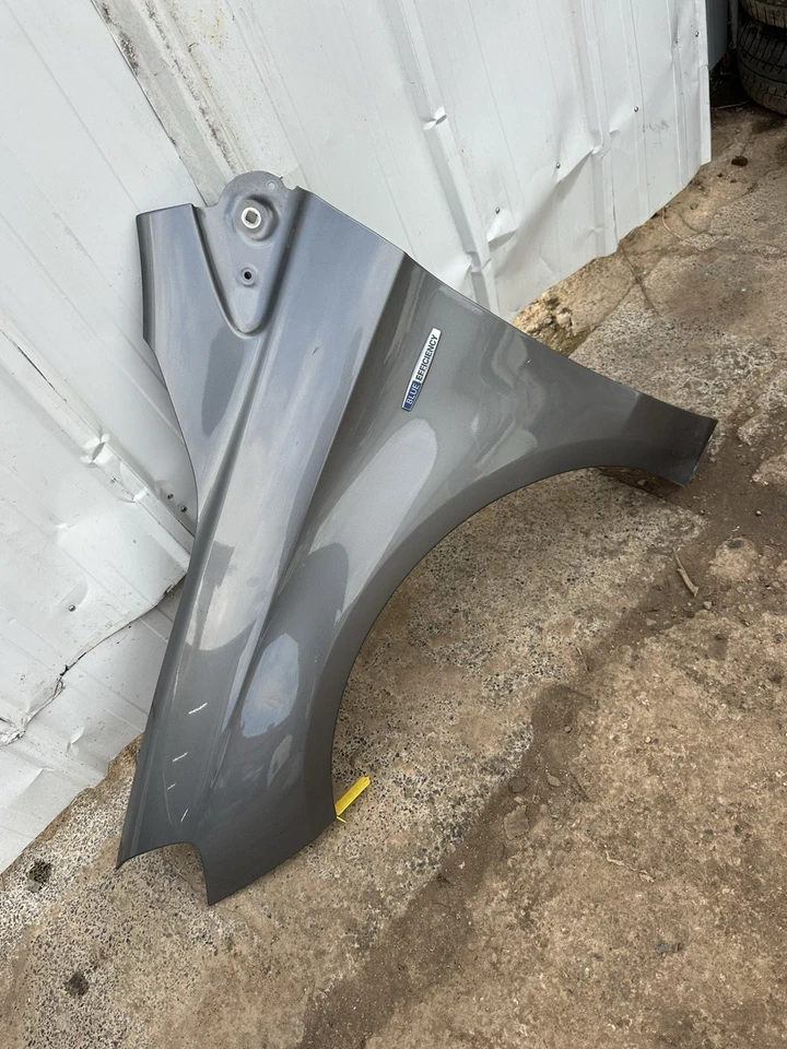 MERCEDES BENZ B CLASS W246 WING FENDER PANEL FRONT LEFT SIDE IN GREY 2012 - Image 4 of 4