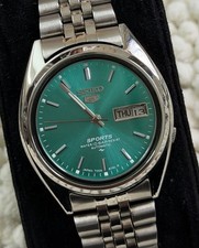 Seiko 5 Sports Automatic Watch Green Sunburst Dial 17 Jewels Japan Made 7009