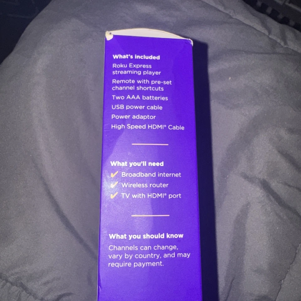 Dispositivo de transmisión Roku Express HD con cable HDMI de alta velocidad Foto 4 de 4