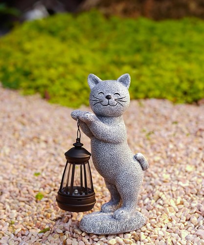Outdoor Solar Cat Garden Statue: Outdoor Sculpture for Patio Lawn Decoration - Picture 8 of 9