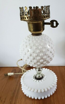 Vintage Hobnail White Milk Glass Table/Bedroom Accent Lamp No Chimney