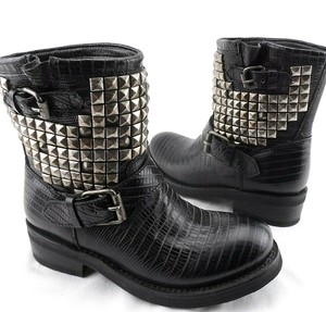 ash titan boots