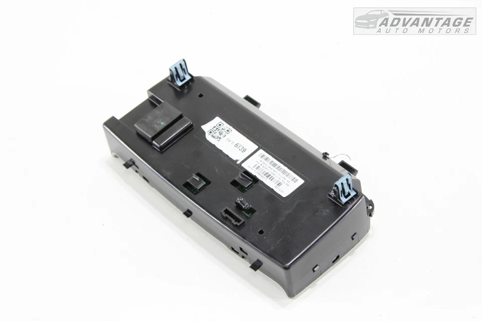 2018-2021 BUICK ENCLAVE AWD 3.6L UPPER OVERHEAD DOME LIGHT CONTROL SWITCH OEM - Image 4 of 4