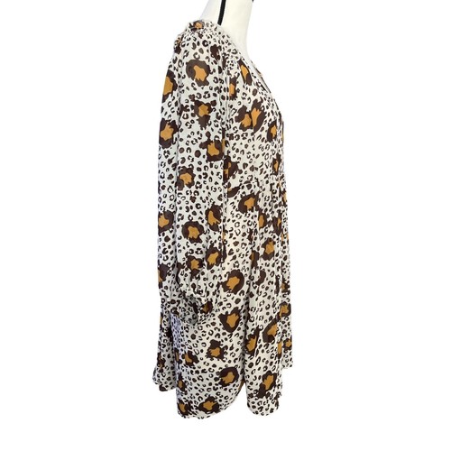Plus Size 1XL Women Umgee Leopard print Flowy V neck - Picture 2 of 9