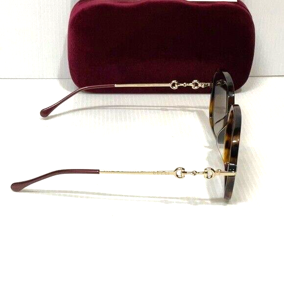 Woman’s Gucci sunglasses gg0884sa brown lenses gold square frame Woman main image 3