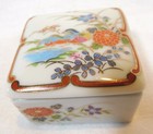 Vintage SHIBATA Japan Porcelain Trinket Pill Ring Box Fitted Lid Chrysanthemum — photo 1