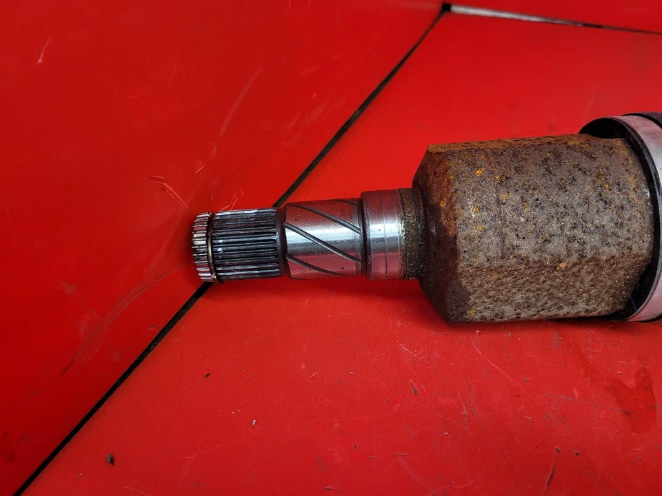 TESLA MODEL 3 REAR DRIVESHAFT DRIVER SIDE OFFSIDE RH 2021 - Image 3 of 4