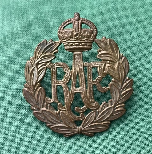 The Royal Air Force "RAF" ~ Genuine WW2 British Military Cap Badge…..