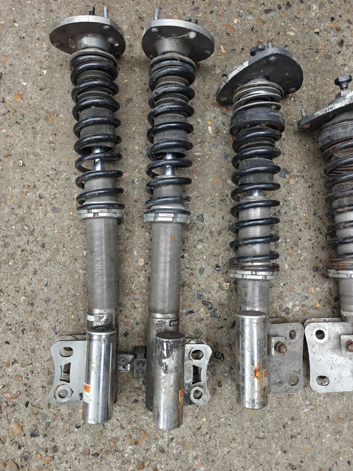 Kit de suspensión coilover Subaru Impreza WRX STi 2002-2006 X4 delantero trasero X1 doblado  Foto 2 de 4