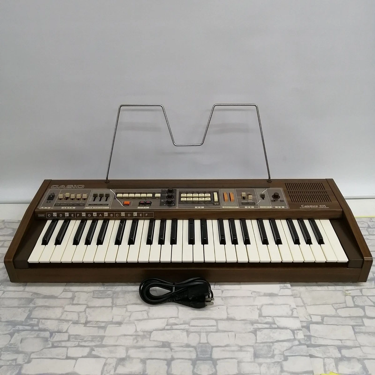 Preços baixos em Casio 49 Teclas Teclados | eBay